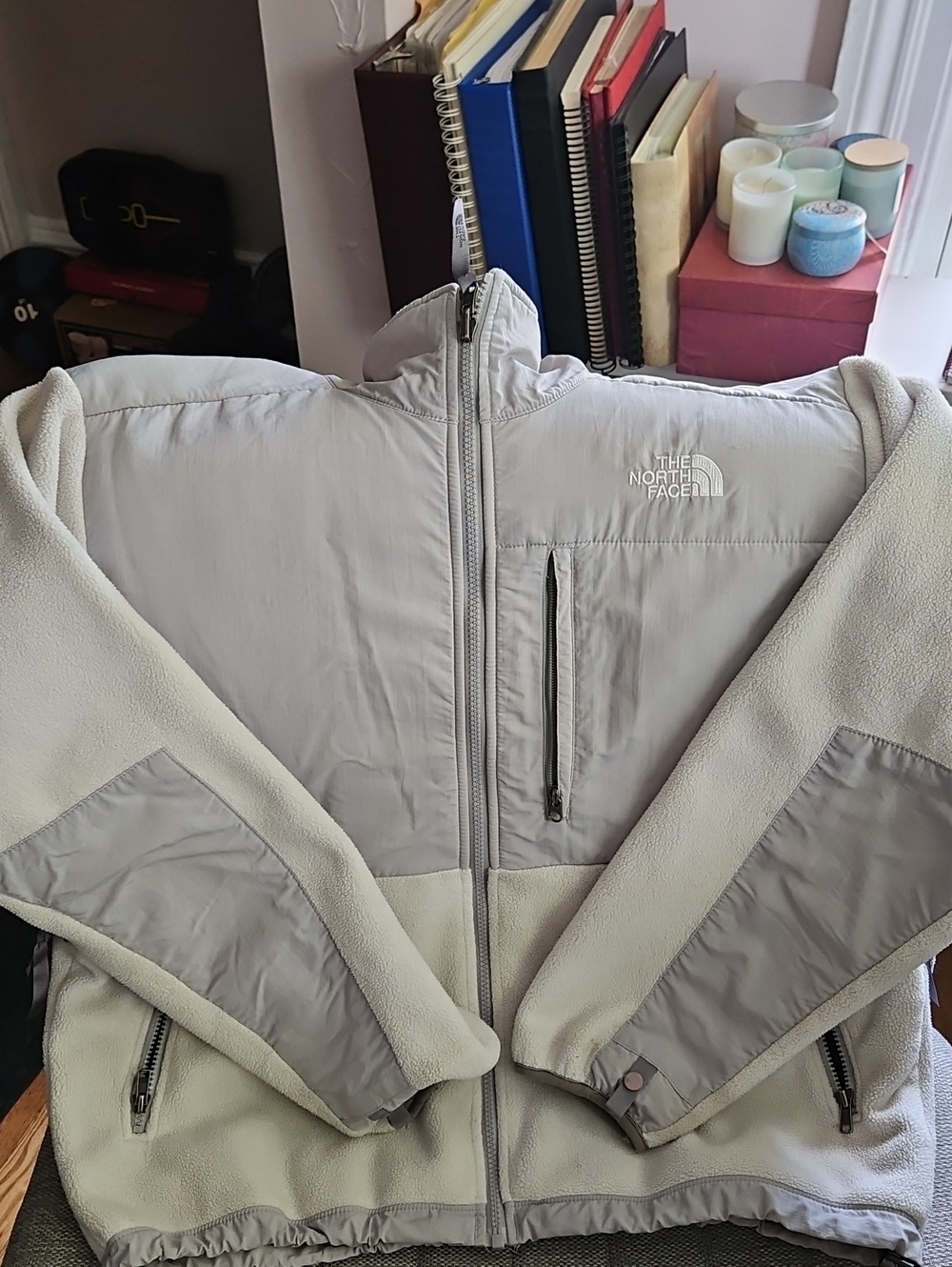 The North Face Women’s Light Gray & Cream Teddy Fleece Jacket